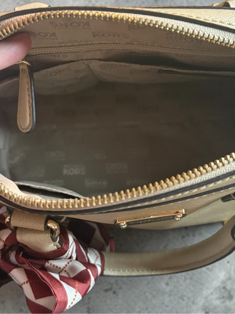 Michael Kors Ivory Saffiano Dome Satchel with Red Accent Scarf - Picture 3 of 3